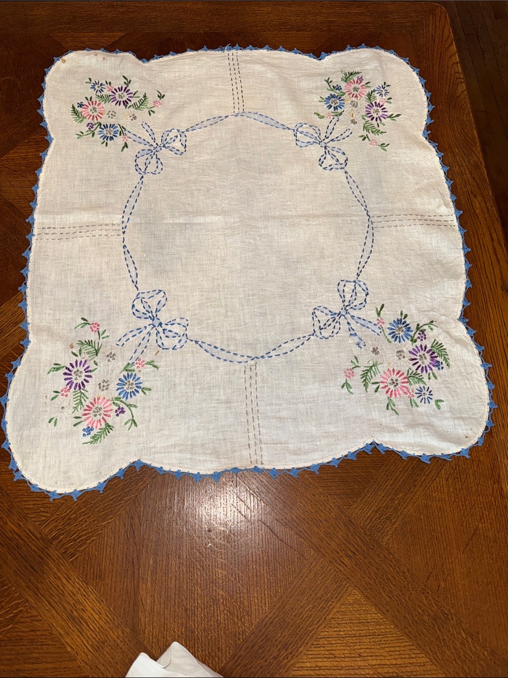 Antique table topper